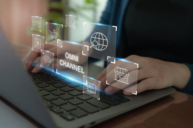 Omnichannel-integration-for-a-seamless-user-experience-iPROM-Exeprt-opinions-Tomaz-Tomsic